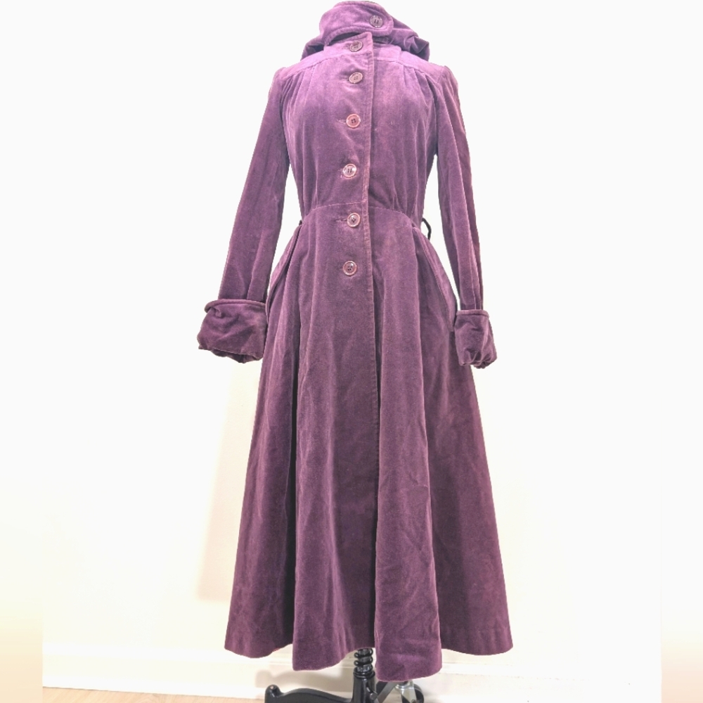 VTG Plum Velvet, Hooded Opera Swing Coat W Slouchy Cuffs/Pockets. Small - Picture 9 of 16